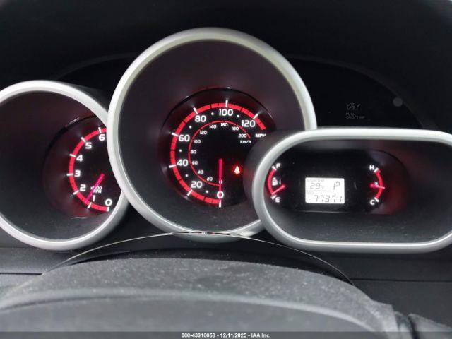 Pontiac Vibe Image 14