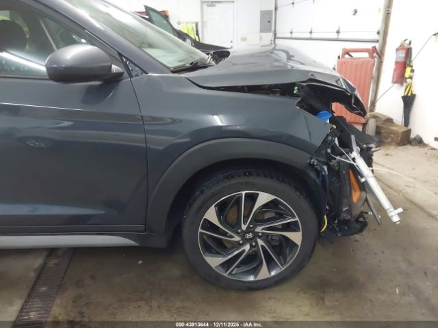 Hyundai TUCSON Sport Image 14