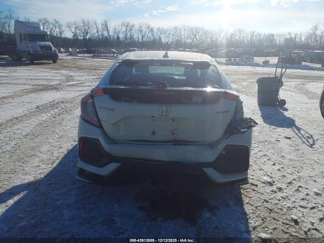 Honda Civic Sport Image 15