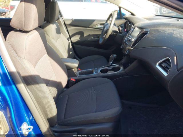 Chevrolet Cruze Lt Auto Image 4