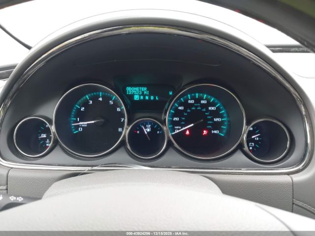 Buick Enclave Convenience Image 7