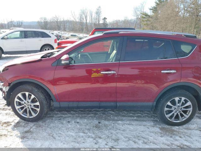 Toyota RAV4 Limited Image 12