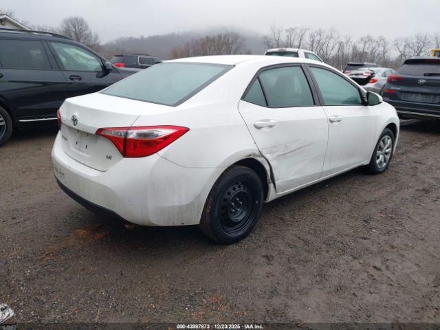 Toyota Corolla Le Image 4