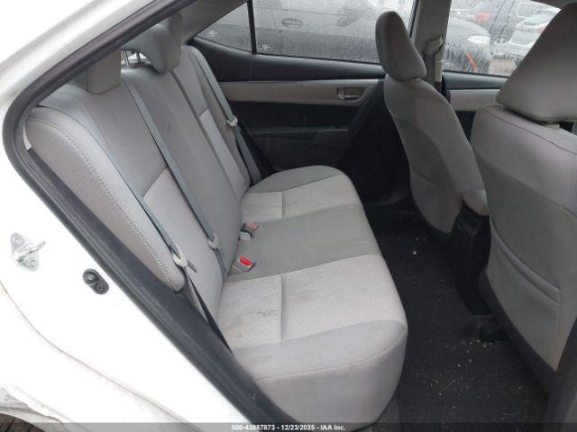 Toyota Corolla Le Image 10