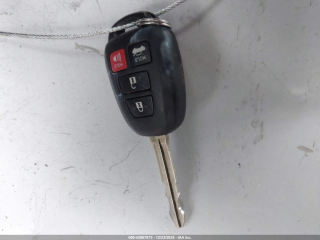 Toyota Corolla Le Image 14