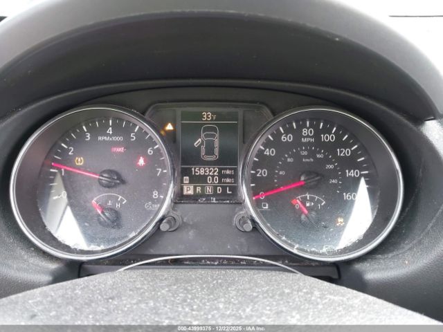 Nissan Rogue S Image 3