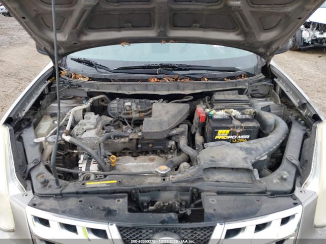 Nissan Rogue S Image 8