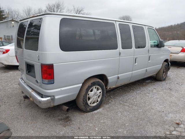 Ford E-150 Image 8