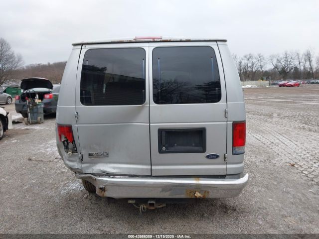 Ford E-150 Image 14