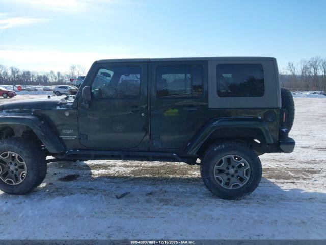 Jeep Wrangler Sahara Image 17