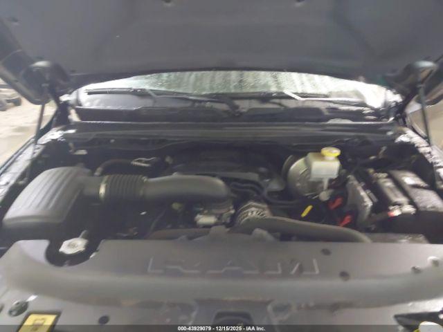 Ram 1500 Laramie  4x4 5'7 Box Image 16