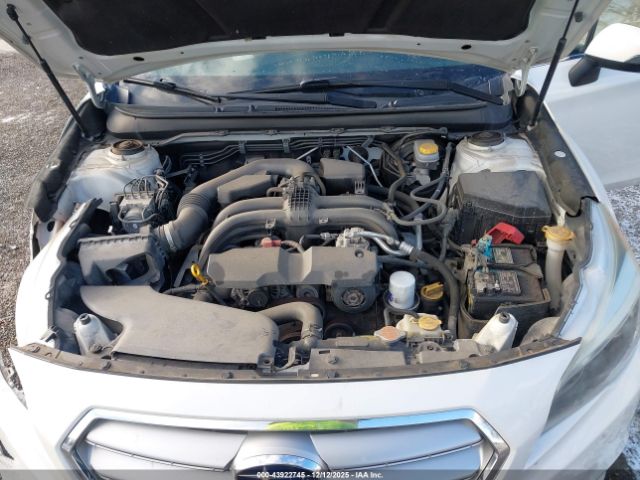 Subaru Legacy 2.5i Premium Image 6
