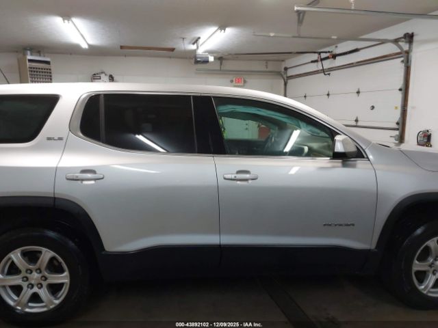 GMC Acadia Sle-1 Image 2