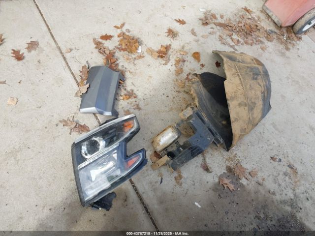 Chevrolet Suburban 4wd Lt Image 4