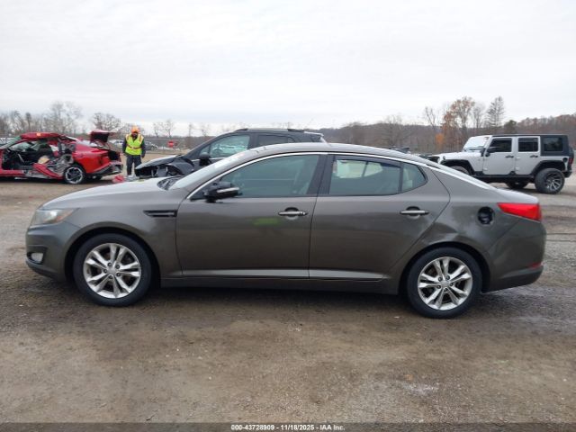 Kia Optima Ex Image 11