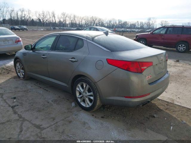Kia Optima Ex Image 11
