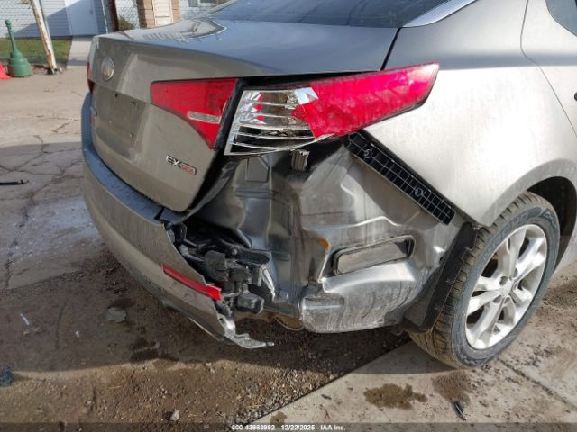 Kia Optima Ex Image 15