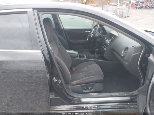 Nissan Maxima 3.5 S Image 4