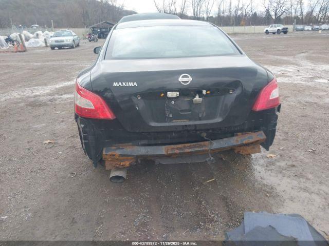 Nissan Maxima 3.5 S Image 5
