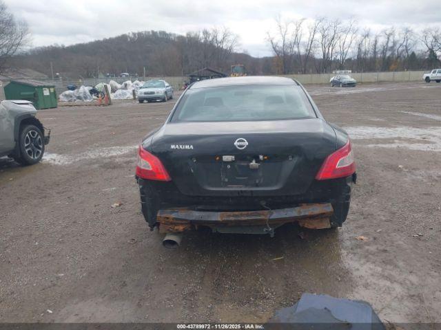 Nissan Maxima 3.5 S Image 13