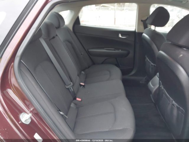 Kia Optima Lx Image 14