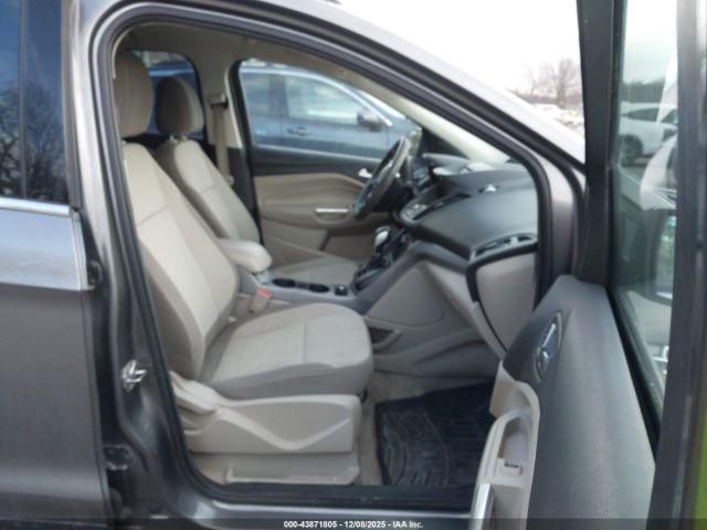Ford Escape Se Image 4