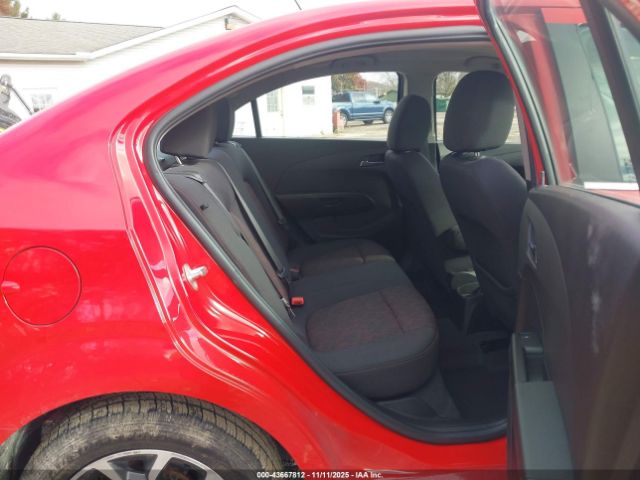 Chevrolet Sonic Fwd  Lt Image 10