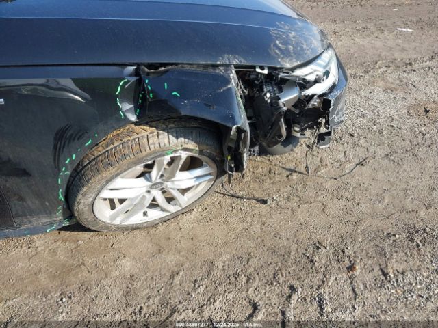 Audi A4 Premium Plus 45 Tfsi S Line Quattro S Tronic Image 11