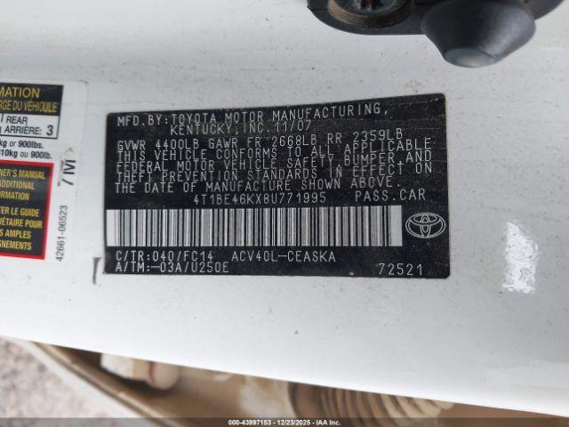 Toyota Camry Se Image 9