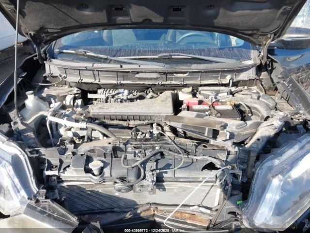 Nissan Rogue Sv Image 7