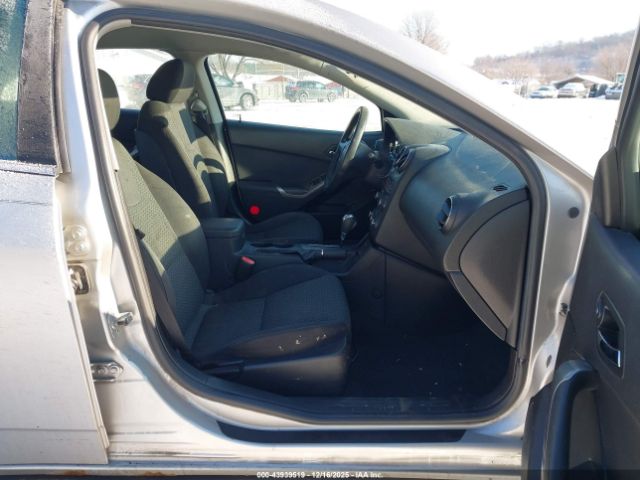 Pontiac G6 Value Leader Image 2