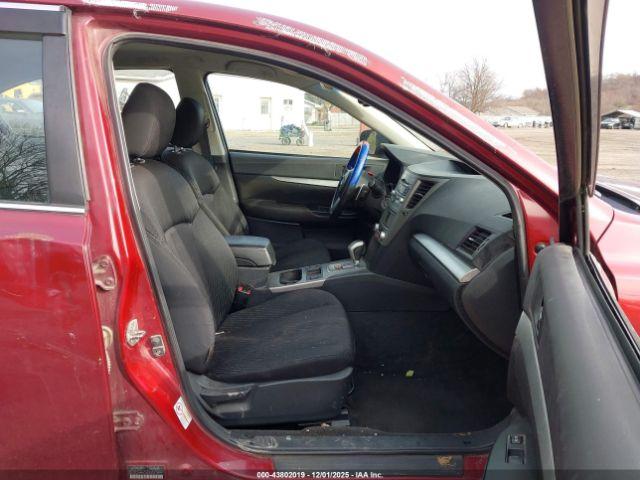 Subaru Legacy 2.5i Premium Image 4