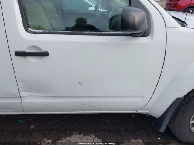 Nissan Frontier Sv Image 9