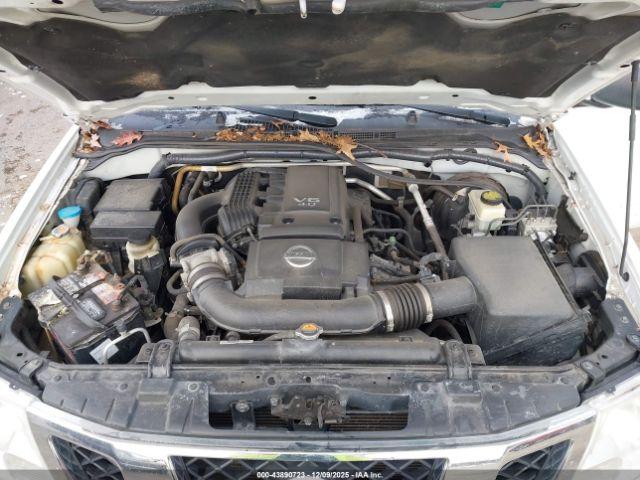 Nissan Frontier Sv Image 14