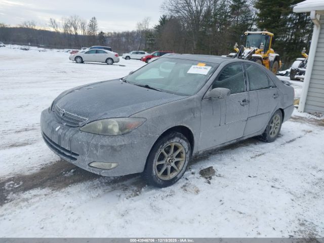 Toyota Camry Se Image 7