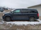 Chrysler Town & Country Touring-l Image 3