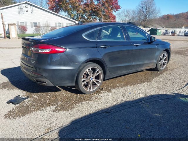 Ford Fusion Titanium Image 18