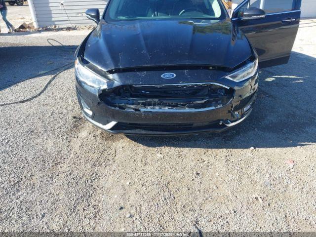 Ford Fusion Titanium Image 16