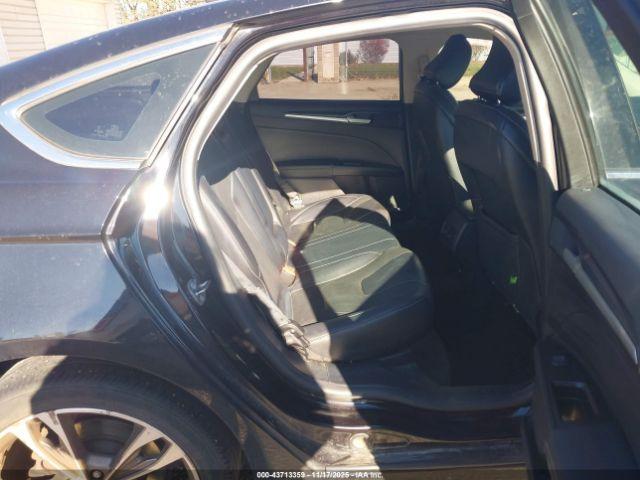 Ford Fusion Titanium Image 17