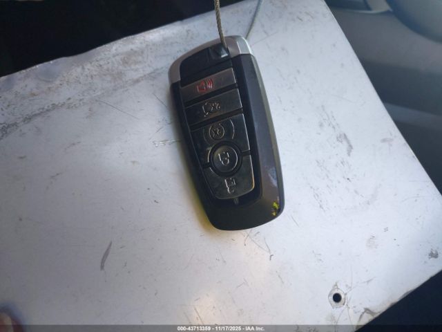 Ford Fusion Titanium Image 3