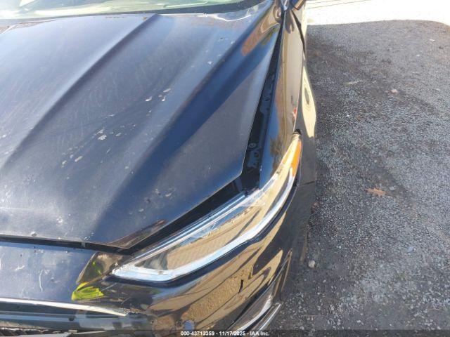 Ford Fusion Titanium Image 12