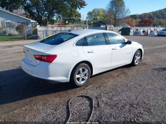 Chevrolet Malibu Ls Image 2