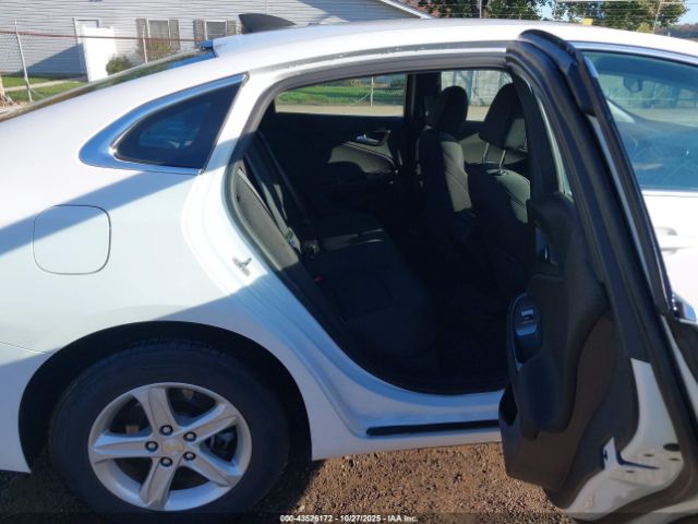 Chevrolet Malibu Ls Image 10