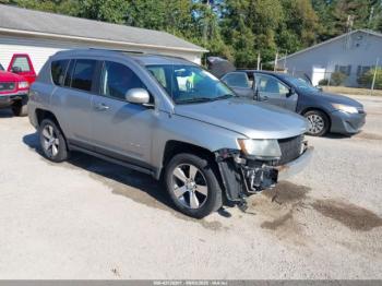  Salvage Jeep Compass