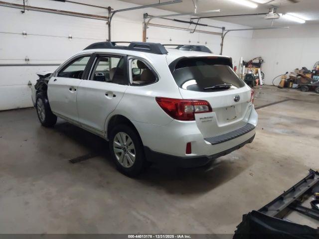 Subaru Outback 2.5i Premium Image 4