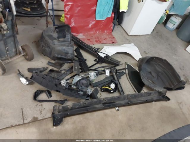 Subaru Outback 2.5i Premium Image 13