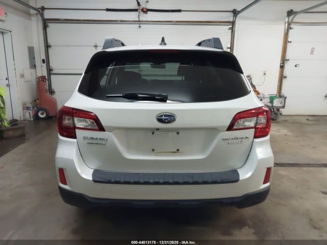 Subaru Outback 2.5i Premium Image 20