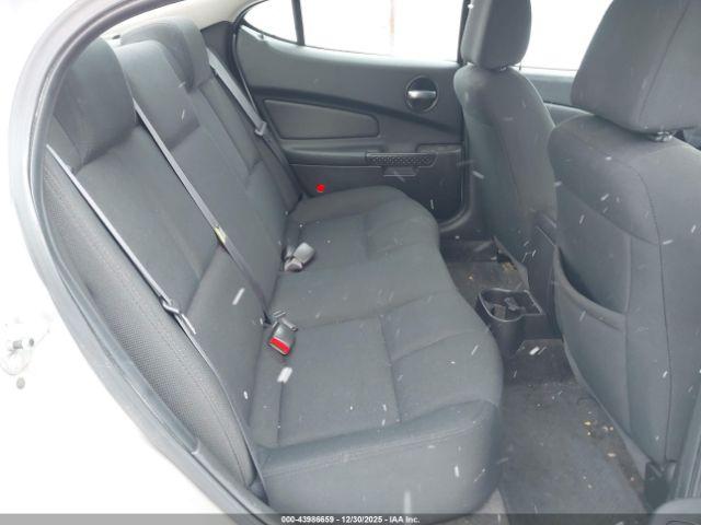 Pontiac Grand Prix Image 9