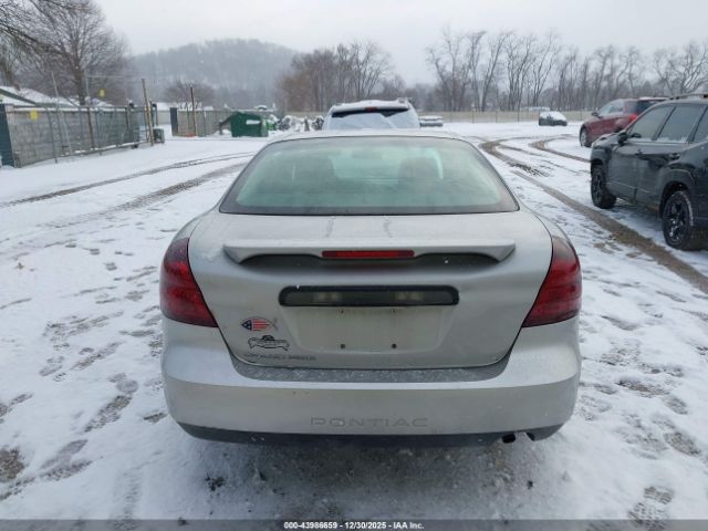 Pontiac Grand Prix Image 15