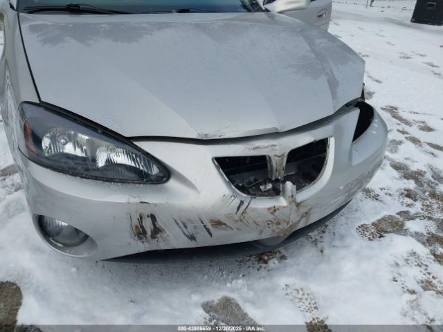 Pontiac Grand Prix Image 18